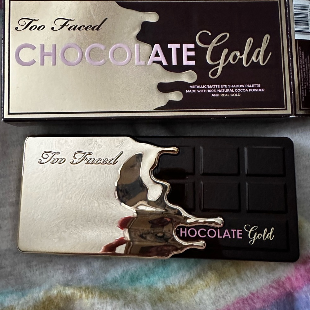 Too Faced chocolate gold eyeshadow palette